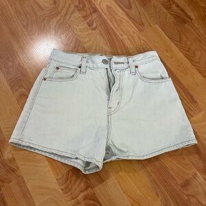 Levi’s Women's Light Blue Wash Denim Shorts